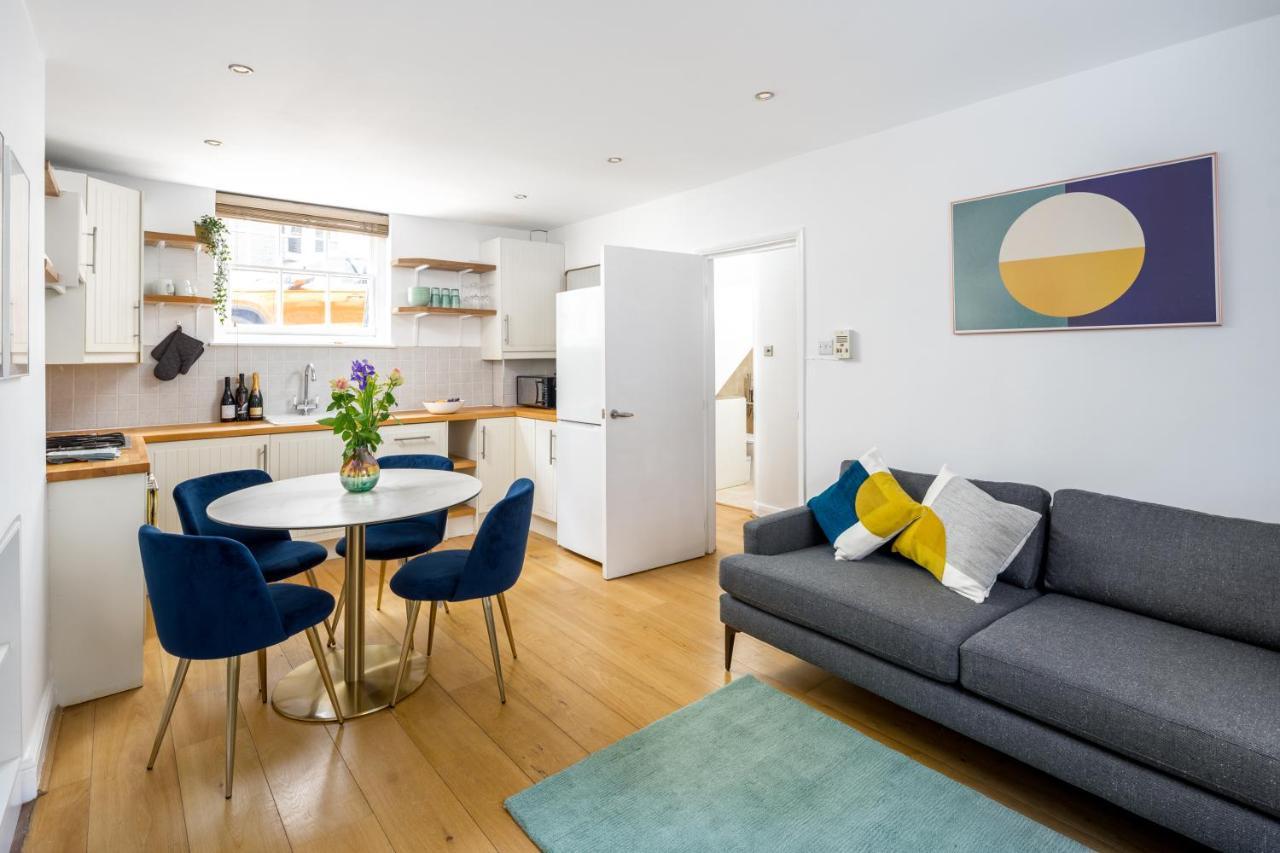 Апартаменты Modern Flat With Patio In Pimlico Лондон
